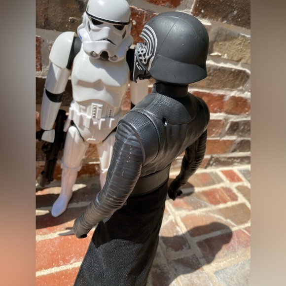 18” Star Wars Kylo Ren Sith Lord Action Figure - Picture 14 of 16